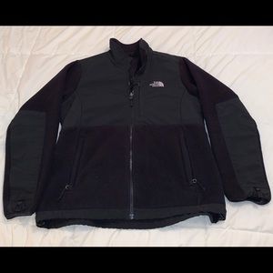 ✨The North Face Women’s Denali Jacket